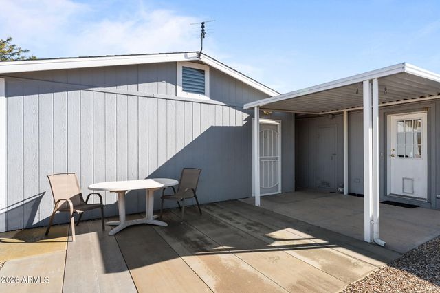 21150 W OBSIDIAN Drive, Congress, AZ 85332