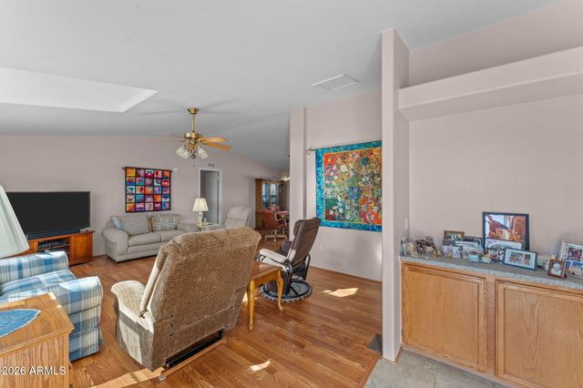 21150 W OBSIDIAN Drive, Congress, AZ 85332