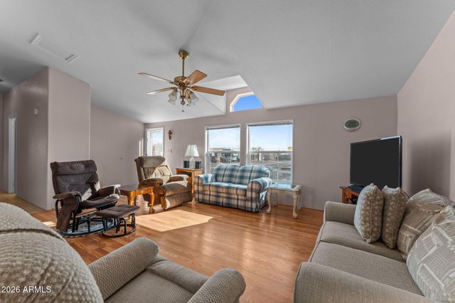 21150 W OBSIDIAN Drive, Congress, AZ 85332