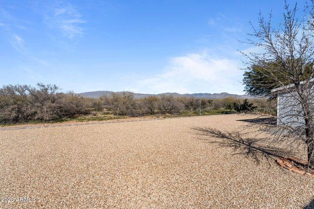 21150 W OBSIDIAN Drive, Congress, AZ 85332