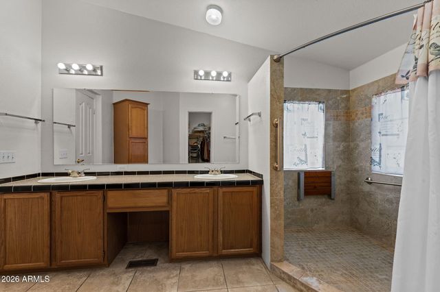 21150 W OBSIDIAN Drive, Congress, AZ 85332