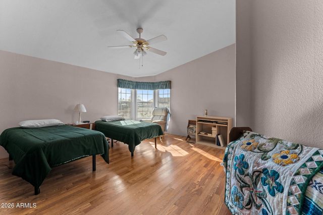 21150 W OBSIDIAN Drive, Congress, AZ 85332