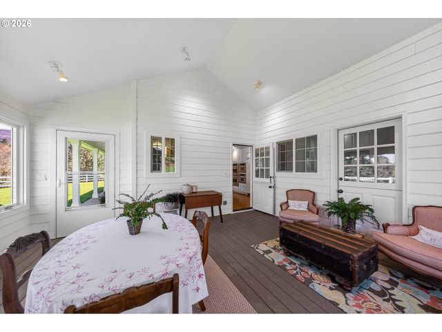 3849 COLE Rd, Oakland, OR 97462