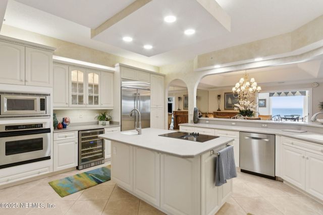 707 OCEAN CLUB Drive, 707, Fernandina Beach, FL 32034