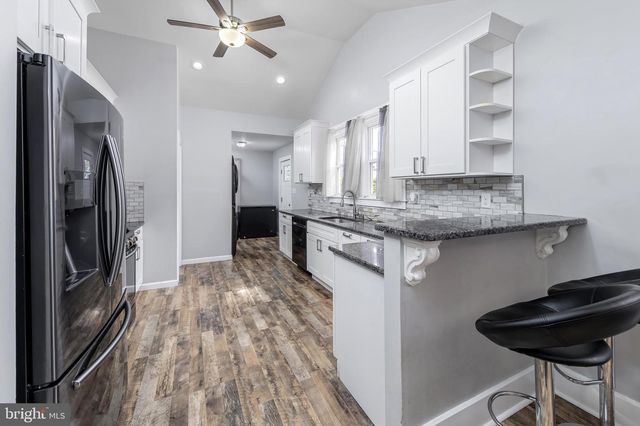 221 HAMPTON ST, Bridgeton, NJ 08302