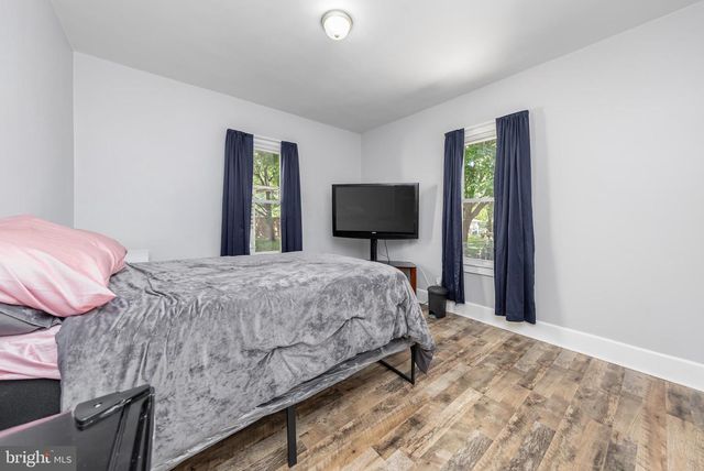 221 HAMPTON ST, Bridgeton, NJ 08302