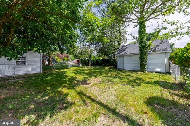 221 HAMPTON ST, Bridgeton, NJ 08302