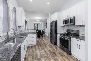 221 HAMPTON ST, Bridgeton, NJ 08302