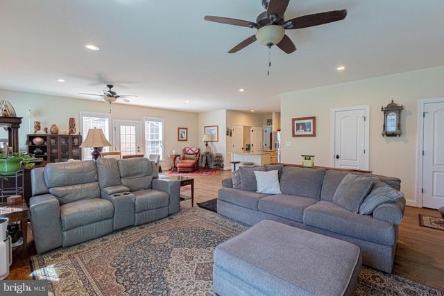 269 LAKE CAROLINE DR, Ruther Glen, VA 22546