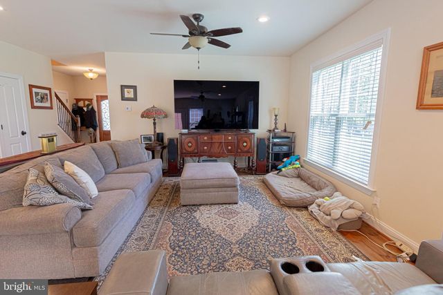 269 LAKE CAROLINE DR, Ruther Glen, VA 22546
