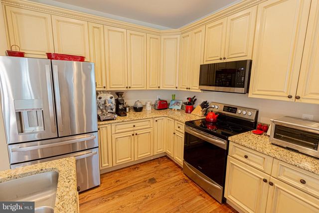 269 LAKE CAROLINE DR, Ruther Glen, VA 22546