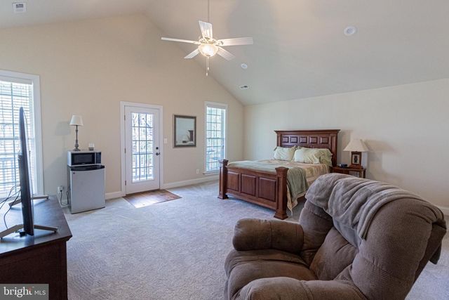 269 LAKE CAROLINE DR, Ruther Glen, VA 22546