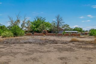 1604 JUAN PEREA Road, Los Lunas, NM 87031