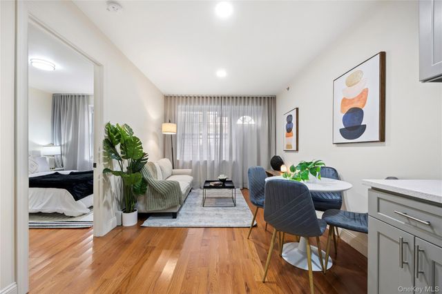 141-15 Cherry Avenue 3C, Flushing, NY 11355