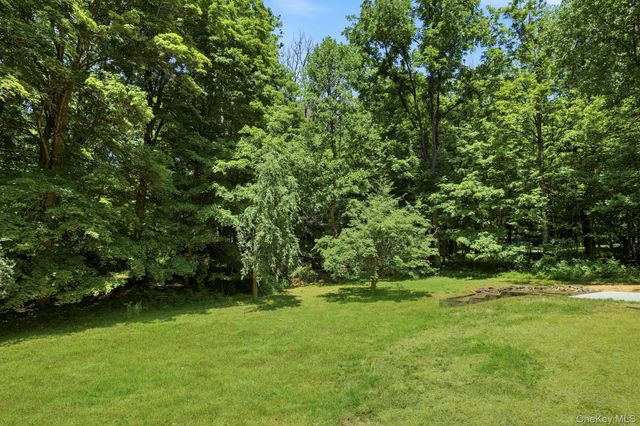 6 Vanessa Lane, Staatsburg, NY 12580