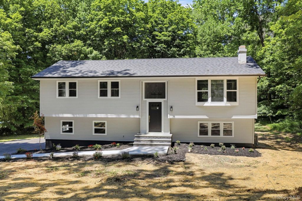6 Vanessa Lane, Staatsburg, NY 12580