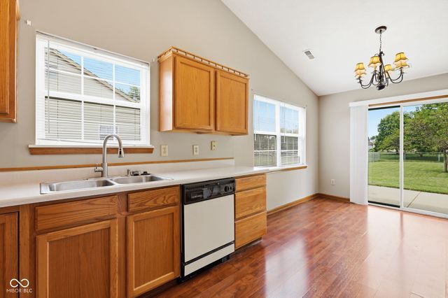 510 E Quail Ridge Drive, Westfield, IN 46074