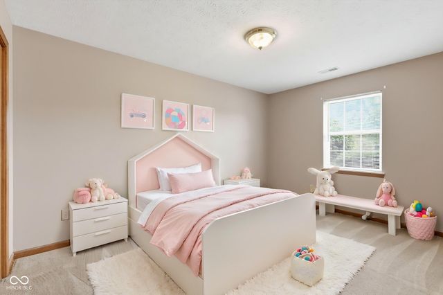 510 E Quail Ridge Drive, Westfield, IN 46074