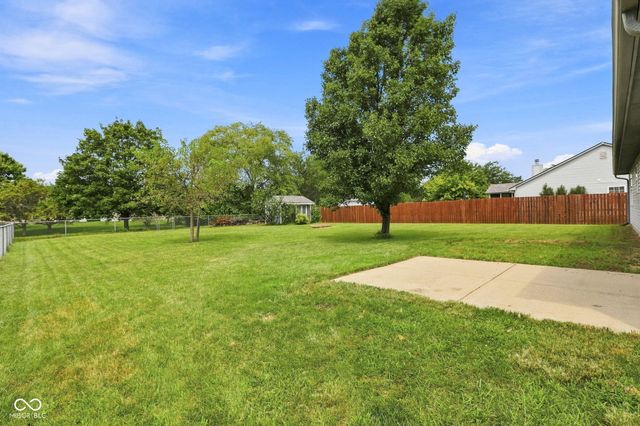 510 E Quail Ridge Drive, Westfield, IN 46074