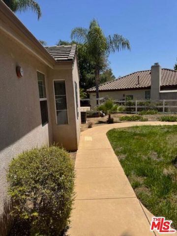 1808 Fallbrook Oaks Court, Fallbrook, CA 92028