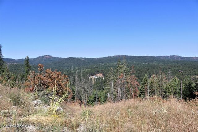 700 Outlook Dr, Cocolalla, ID 83813