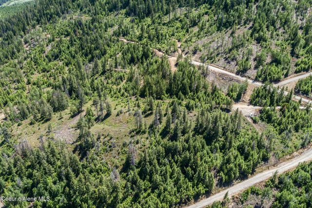 700 Outlook Dr, Cocolalla, ID 83813