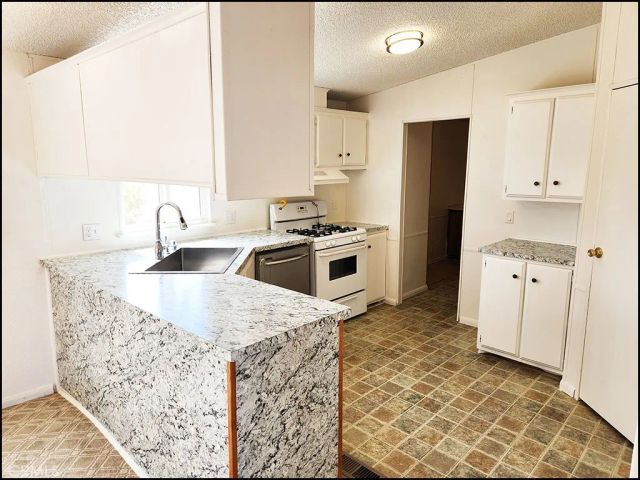 12232 Sheep Creek, Phelan, CA 92371