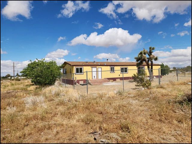 12232 Sheep Creek, Phelan, CA 92371