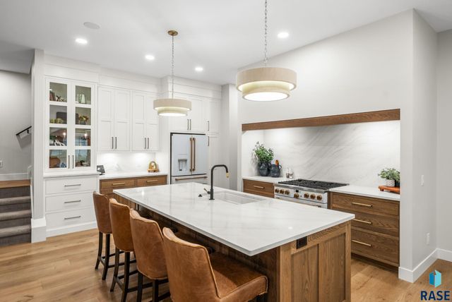 2100 N Marlowe Ave Avenue, Sioux Falls, SD 57110