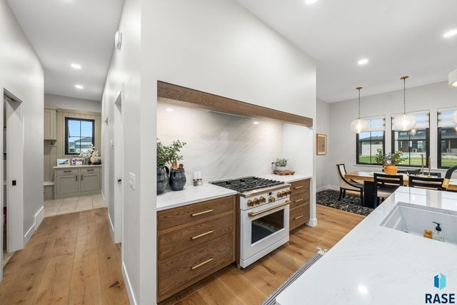 2100 N Marlowe Ave Avenue, Sioux Falls, SD 57110