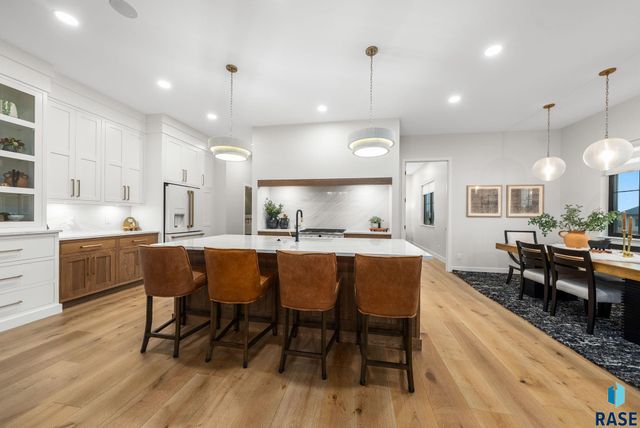 2100 N Marlowe Ave Avenue, Sioux Falls, SD 57110