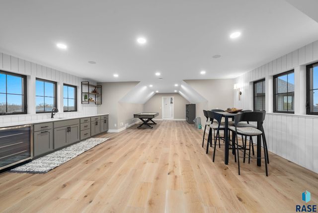 2100 N Marlowe Ave Avenue, Sioux Falls, SD 57110