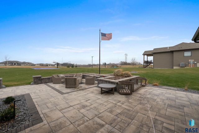 2100 N Marlowe Ave Avenue, Sioux Falls, SD 57110