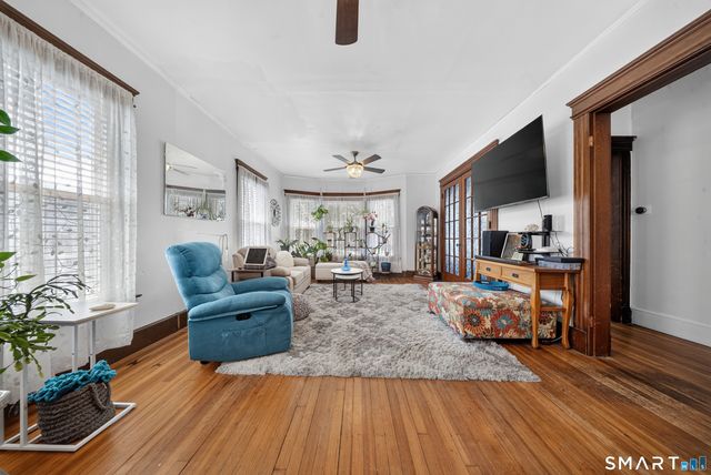 463 Washington Avenue, West Haven, CT 06516