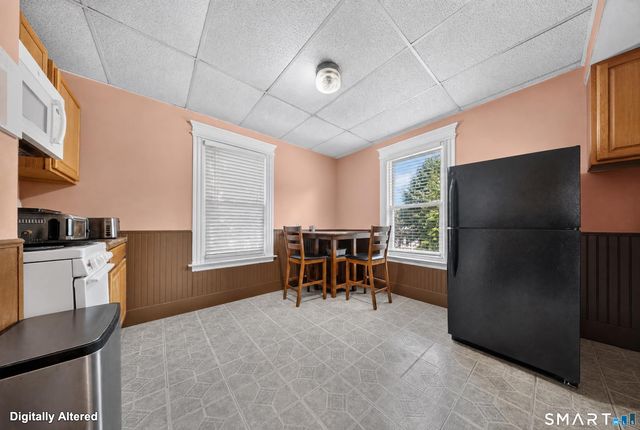 463 Washington Avenue, West Haven, CT 06516