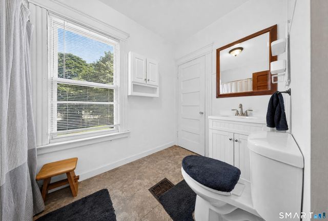 463 Washington Avenue, West Haven, CT 06516