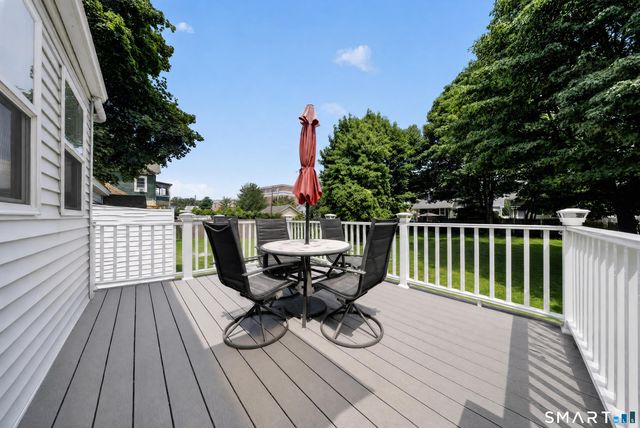 463 Washington Avenue, West Haven, CT 06516