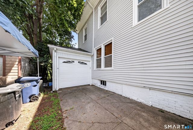 463 Washington Avenue, West Haven, CT 06516