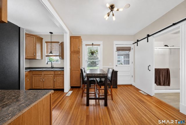 463 Washington Avenue, West Haven, CT 06516