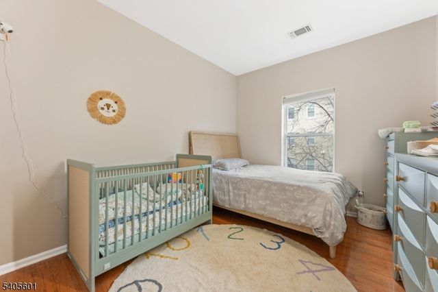 511 Brittany Dr, Wayne Twp., NJ 07470