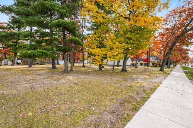 315 Fair Street, Traverse City, MI 49686