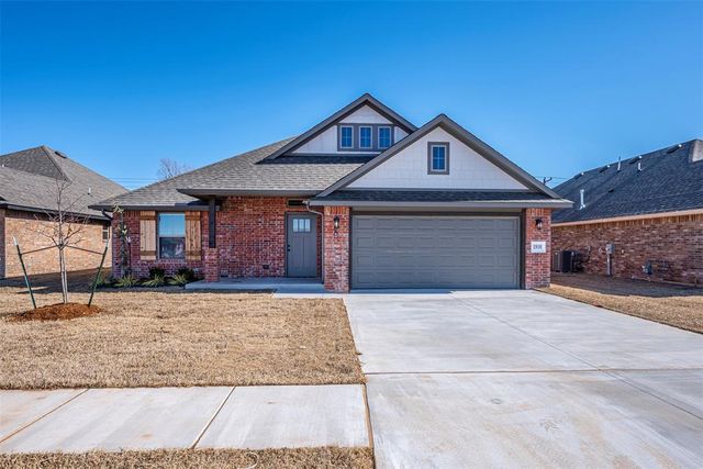 1916 Meadow Brook Road, Yukon, OK 73099