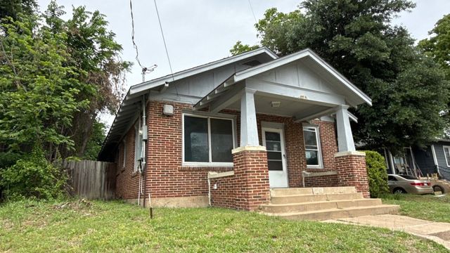 2611 Pine Street, Dallas, TX 75215