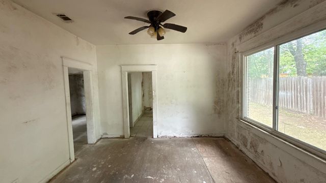 2611 Pine Street, Dallas, TX 75215