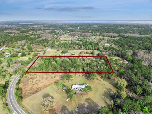 541 E OSCEOLA ROAD, Geneva, FL 32732