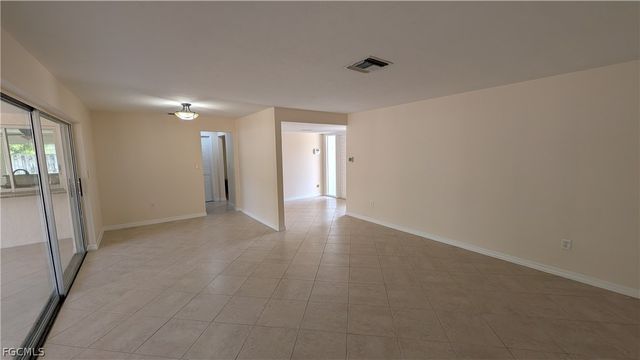 1329 Oaklawn CT, Fort Myers, FL 33919