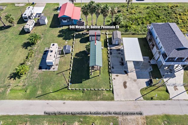 946 Meynig Drive, Crystal Beach, TX 77650