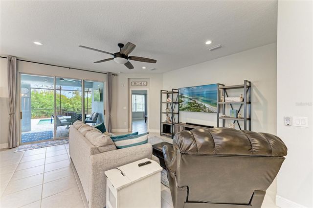 10618 CROOKED CREEK COURT, Parrish, FL 34219