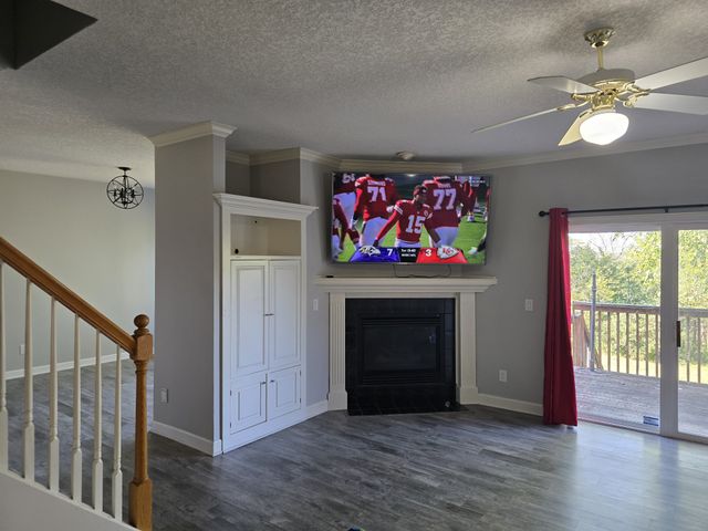 1500 Crown Colony Court 420, Des Moines, IA 50315