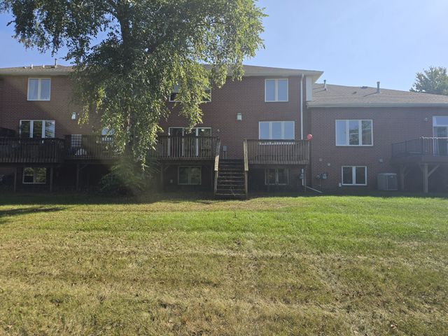 1500 Crown Colony Court 420, Des Moines, IA 50315